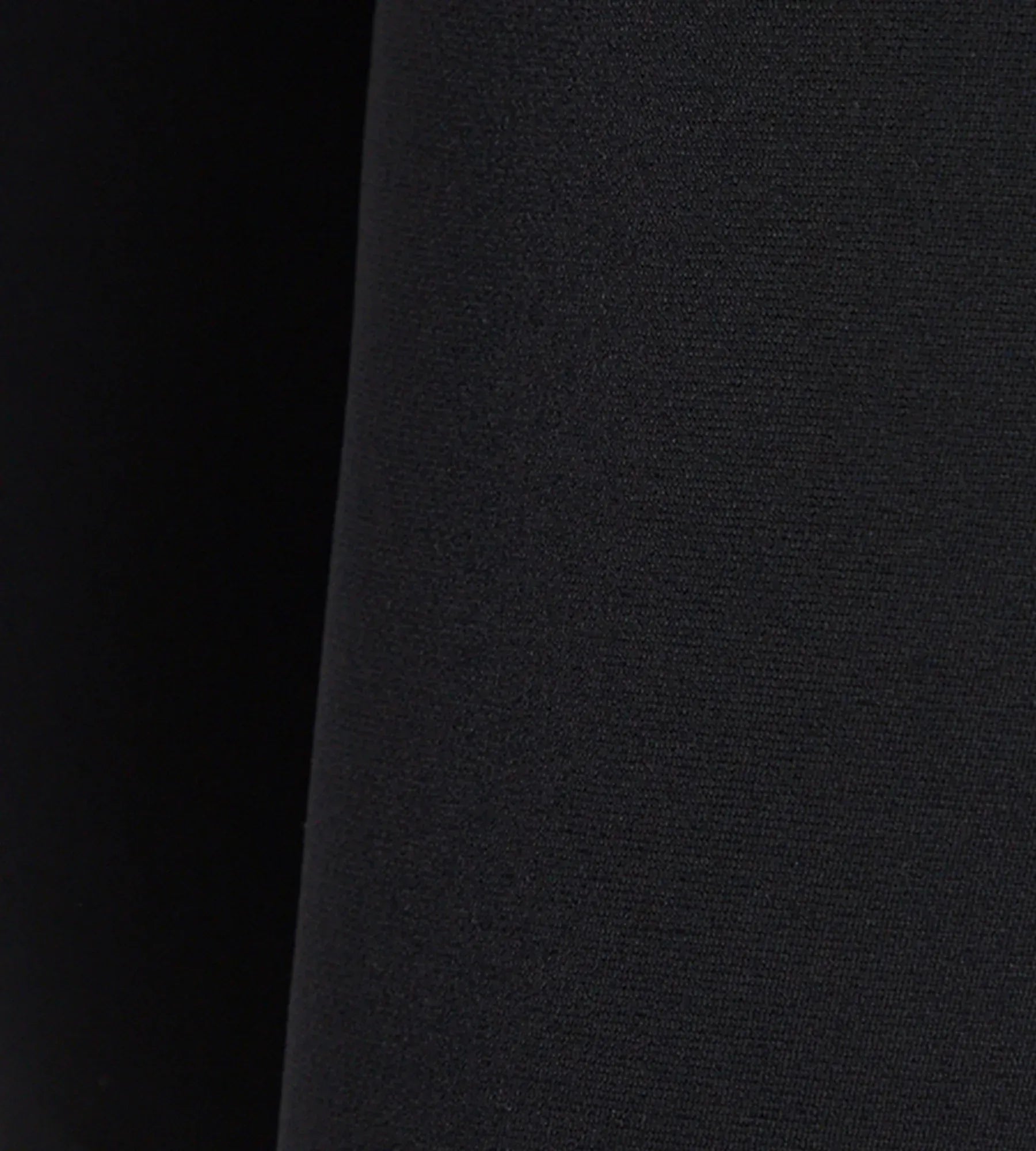 Boy's Endurance+ Essential V-Cut Jammer - Black & Arctic Glass - Image 8